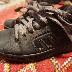 Classic Etnies Callicut Womens Skate Shoe Size 6.5